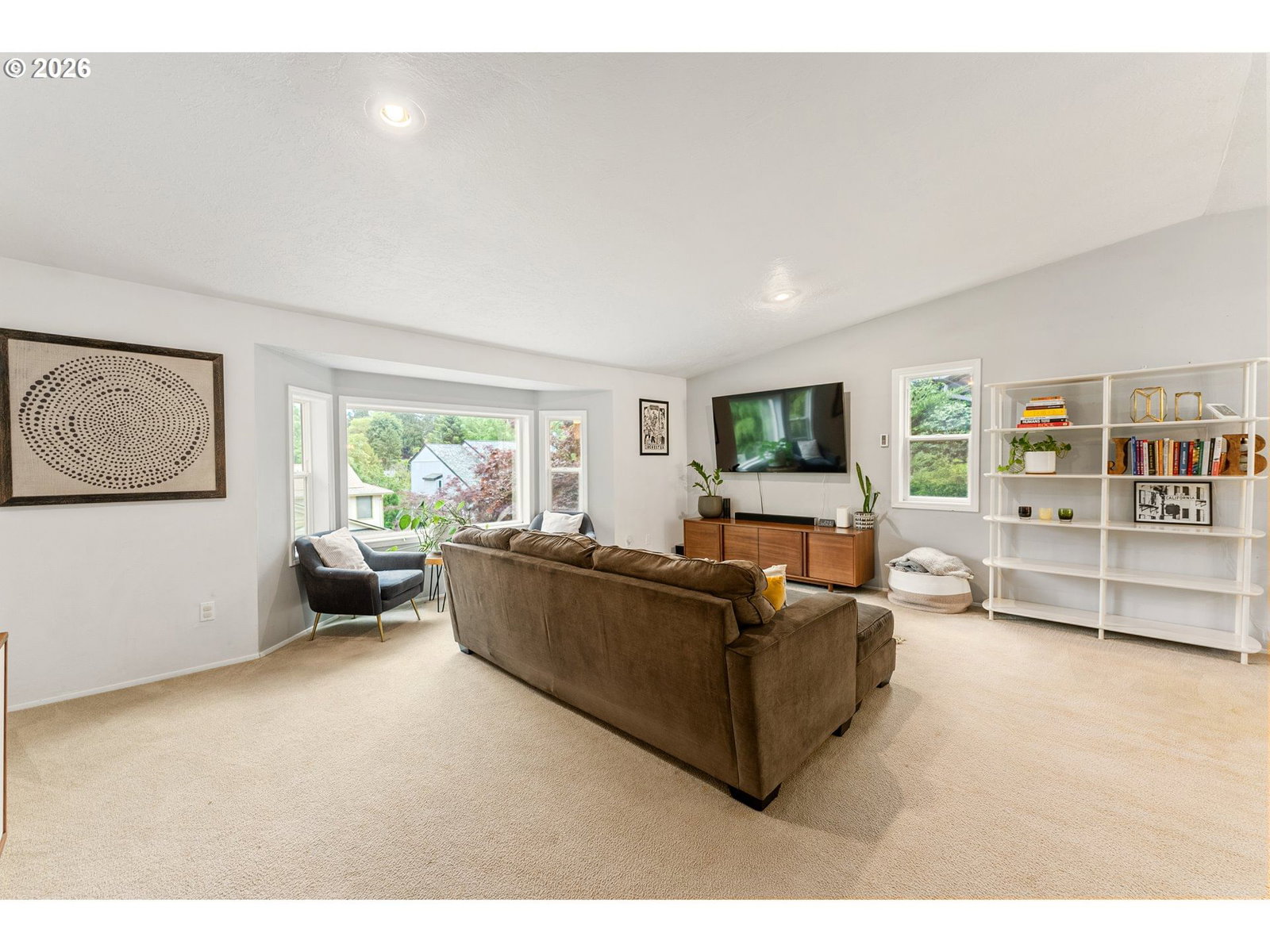 Listing photo 4 of 37, 6213 SW 33rd PL, Portland, OR, 97239
