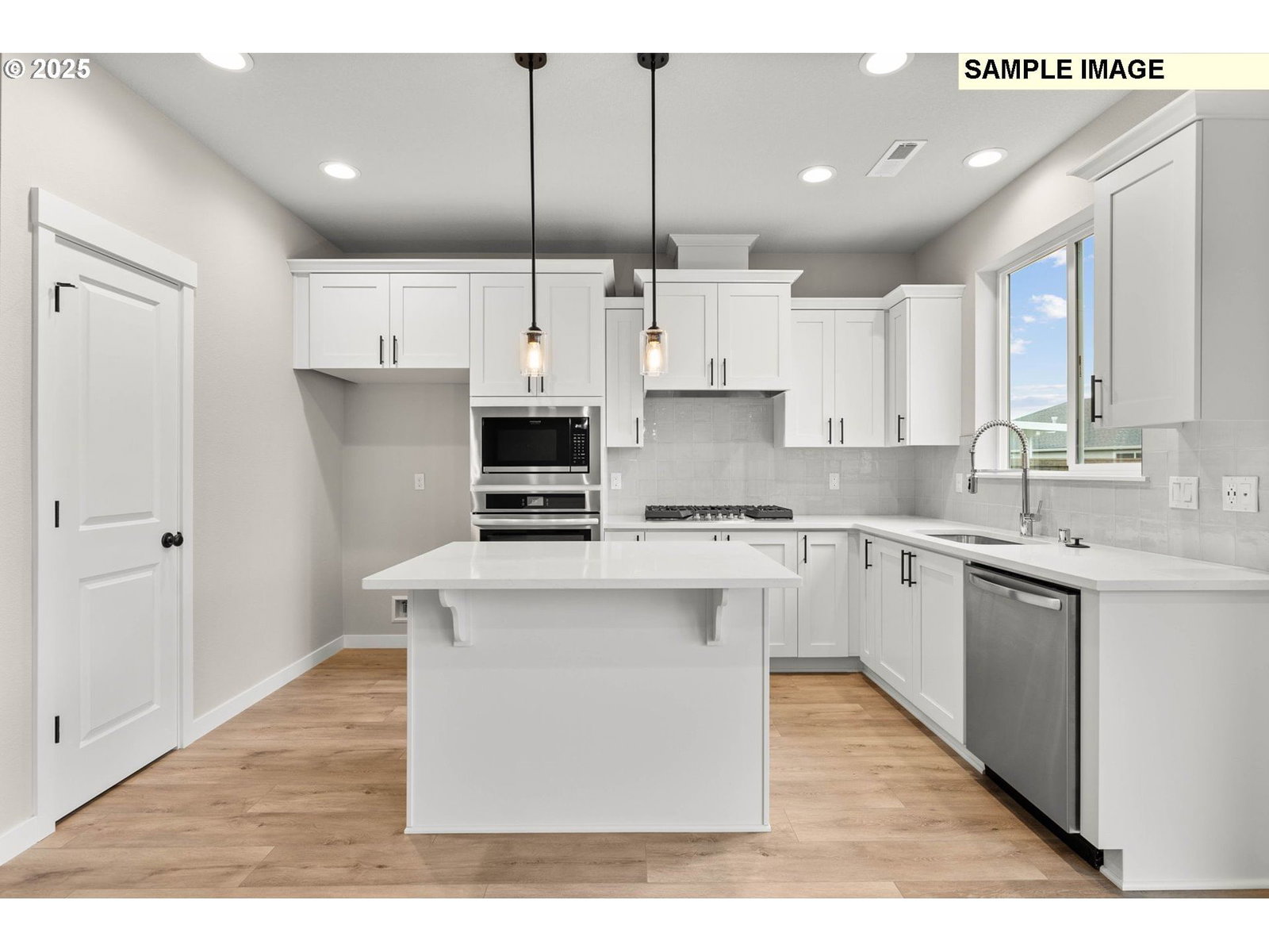 Listing photo 5 of 35, 2751 NE Claire RD #205, Estacada, OR, 97023