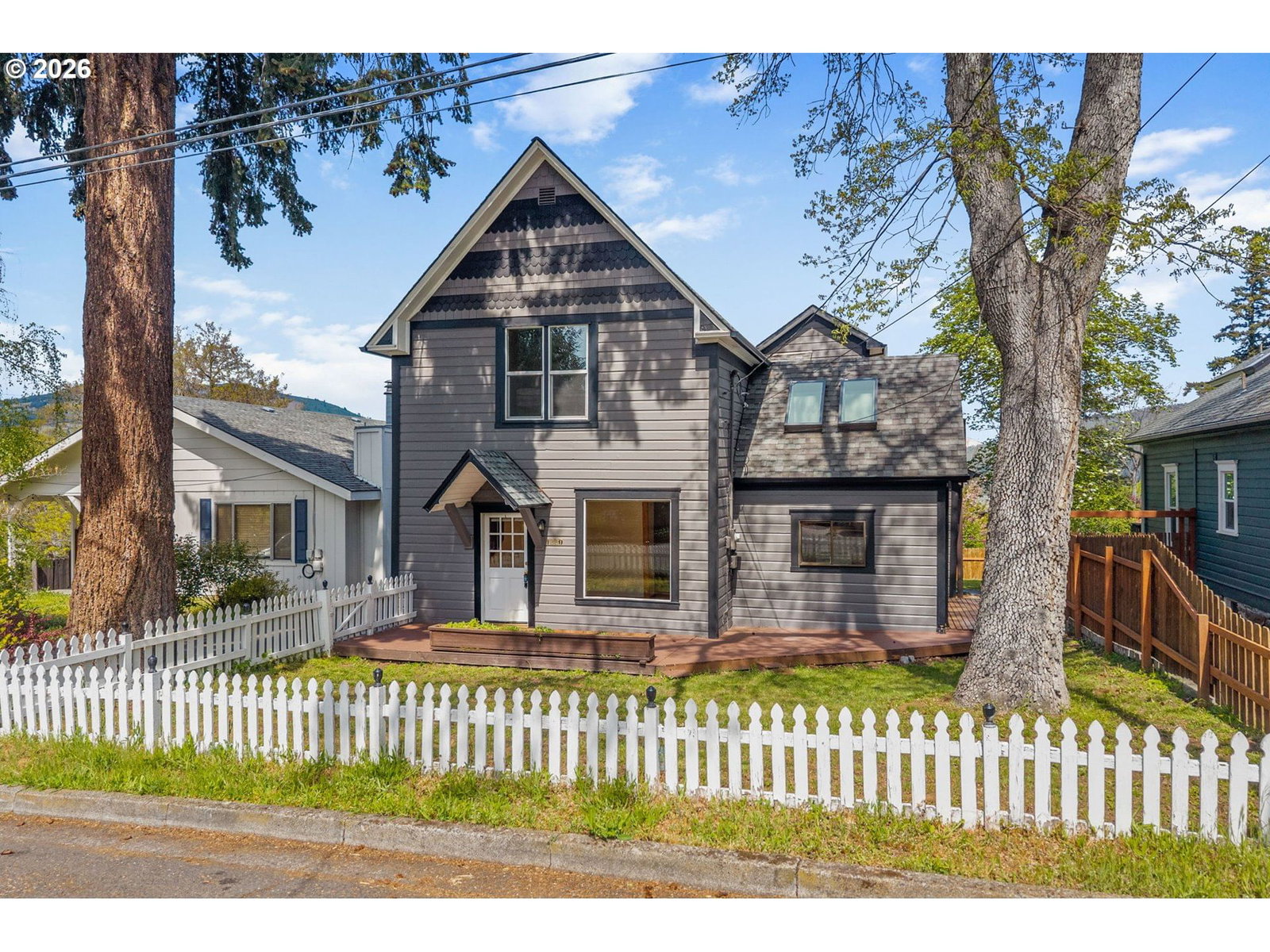 Primary listing photo, 1220 EUGENE ST, Hood River, OR, 97031