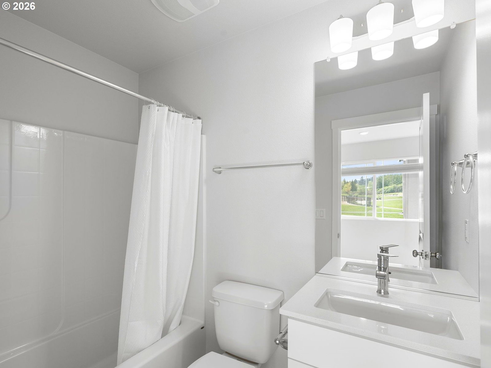 Listing photo 4 of 29, 7563 NW ELEANOR AVE, Portland, OR, 97229