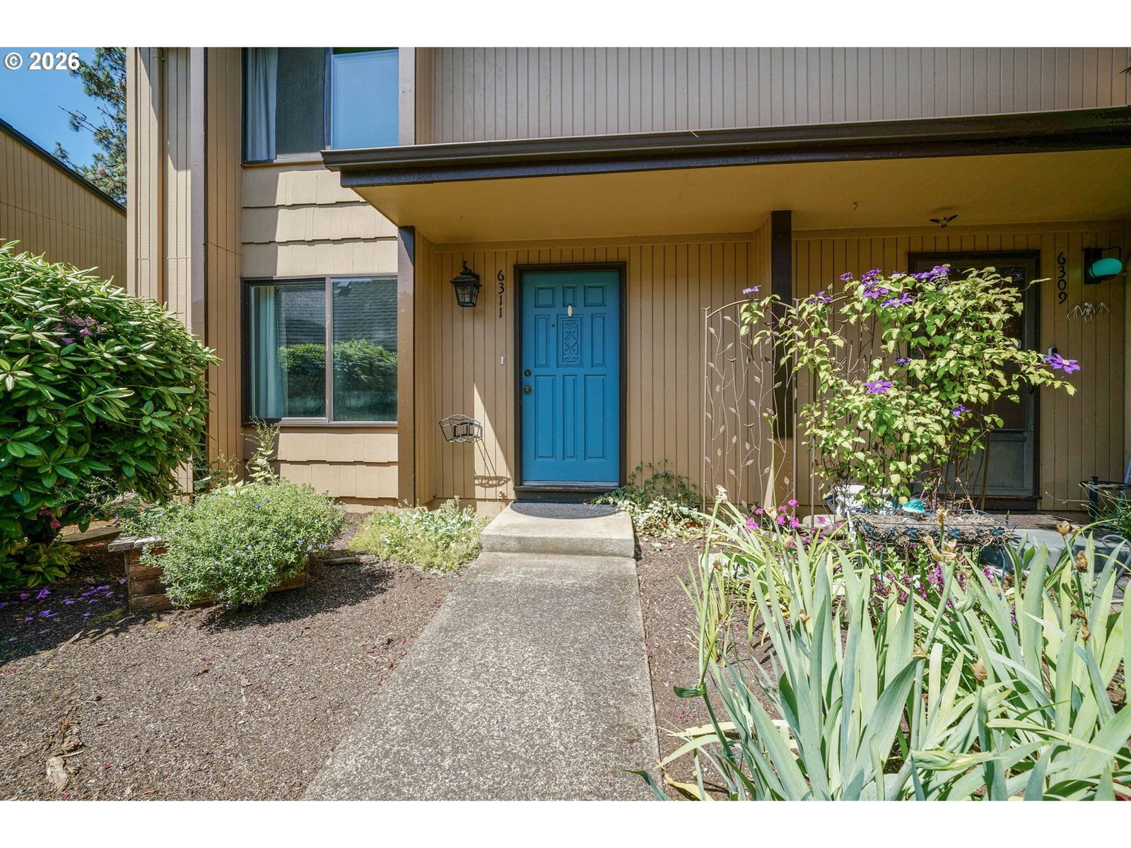 Listing photo 1 of 6