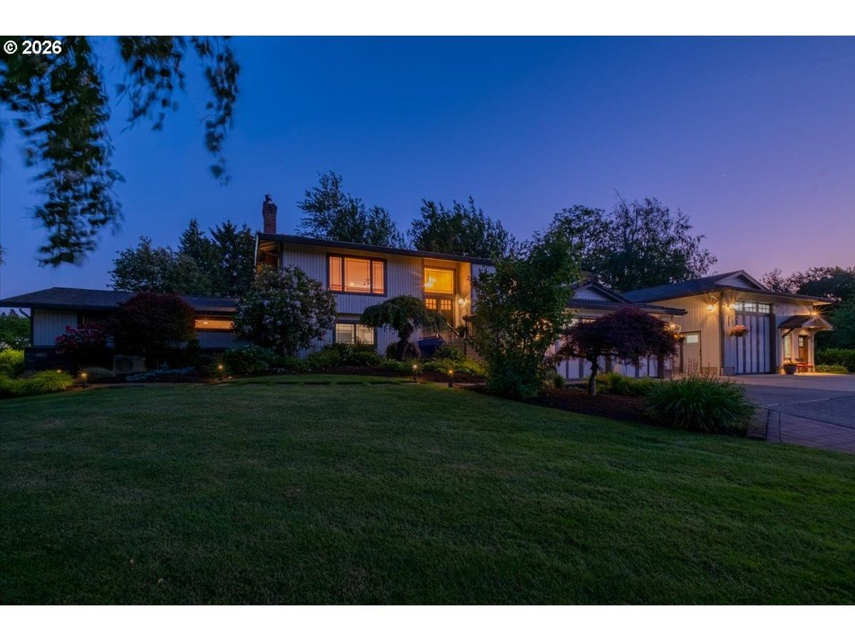 Listing photo 5 of 48, 24752 NE PRAIRIE VIEW DR, Aurora, OR, 97002