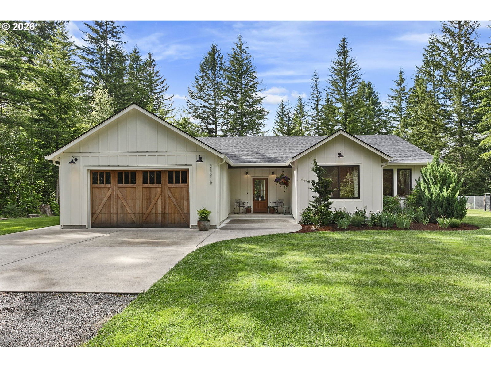 Listing photo 1 of 6