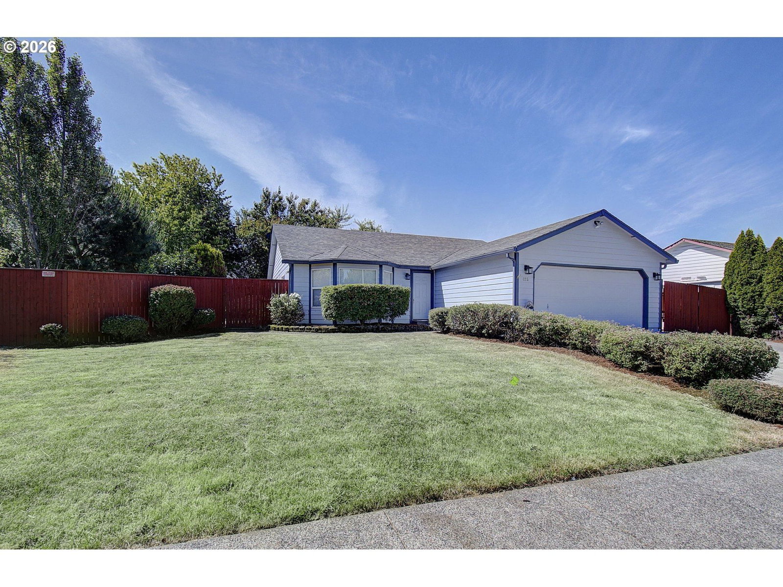 Listing photo 1 of 6