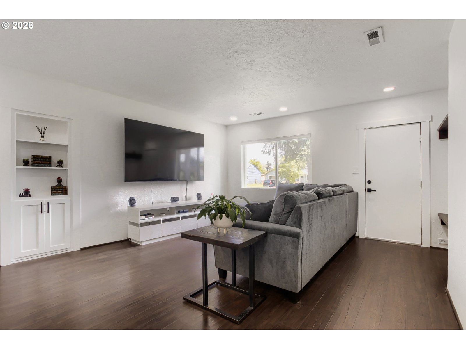 Listing photo 5 of 44, 2821 SE 115TH AVE, Portland, OR, 97266