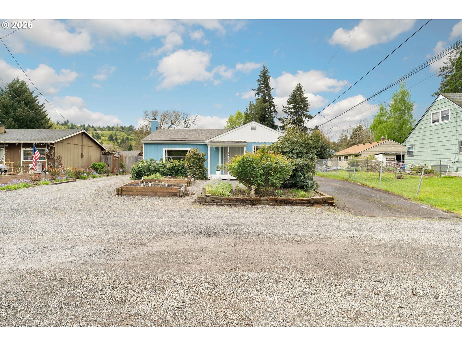 Listing photo 4 of 40, 13532 SE FOSTER PL, Portland, OR, 97236