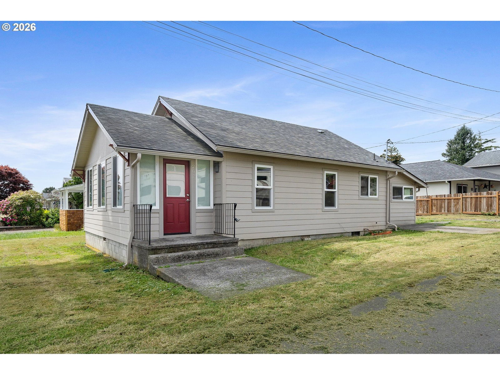Listing photo 1 of 6