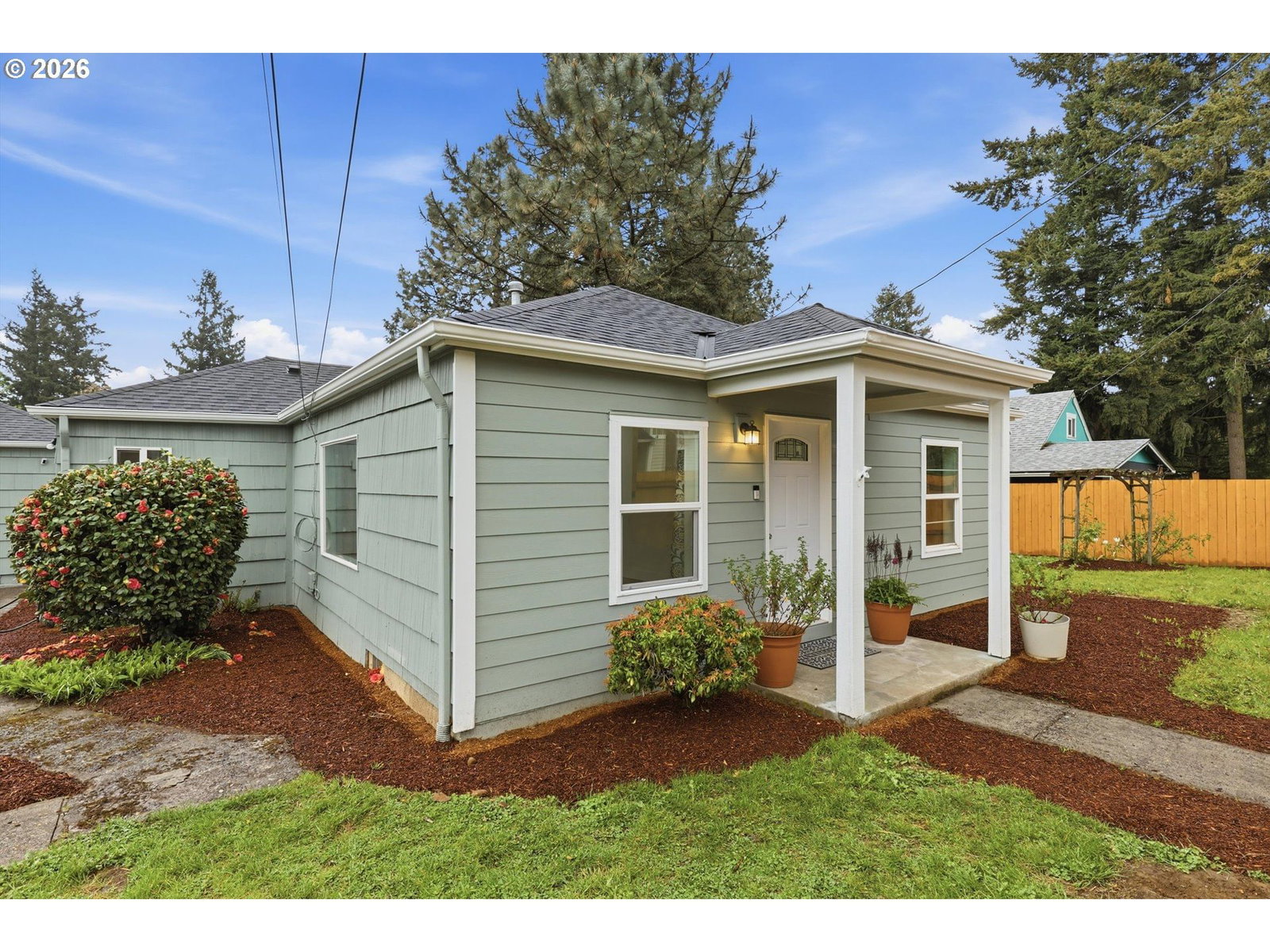 Listing photo 5 of 38, 11514 SE ALDER ST, Portland, OR, 97216