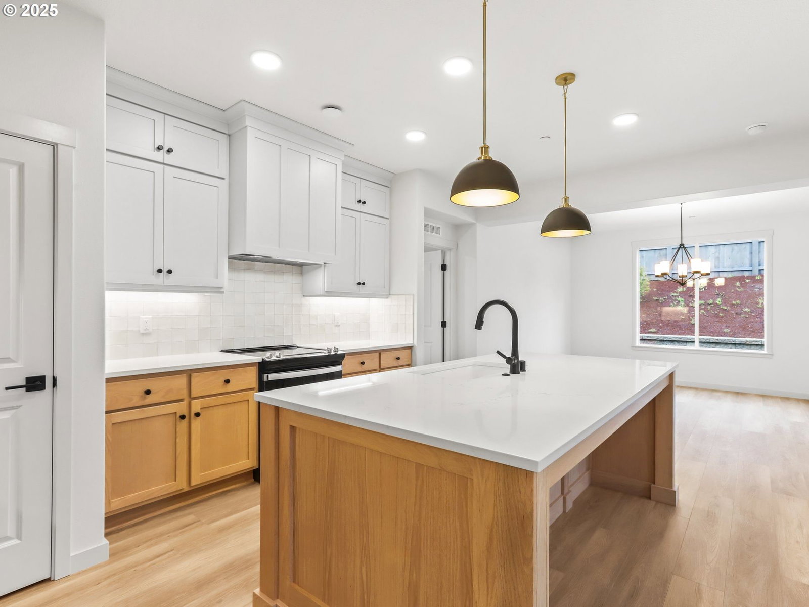 Listing photo 4 of 48, 403 W 19TH ST, La Center, WA, 98629