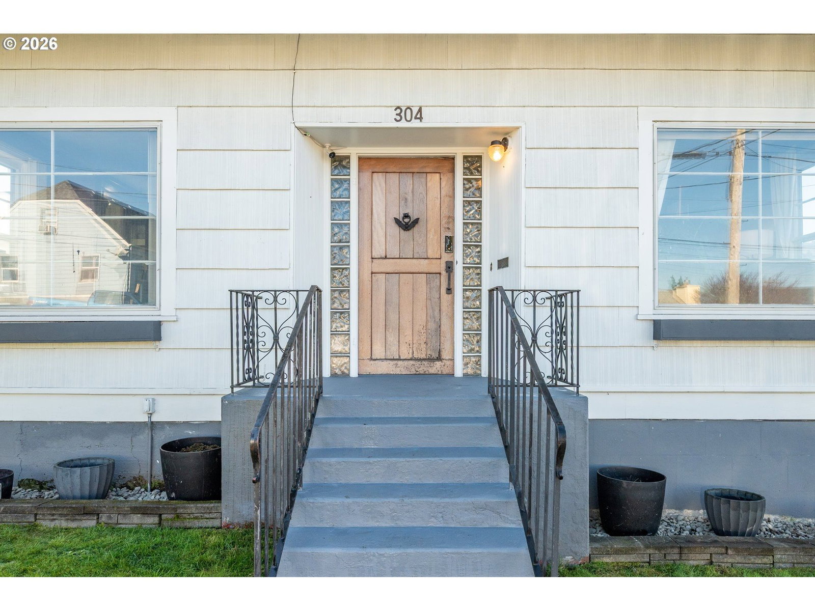 Listing photo 5 of 37, 304 CRAWFORD ST, Kelso, WA, 98626