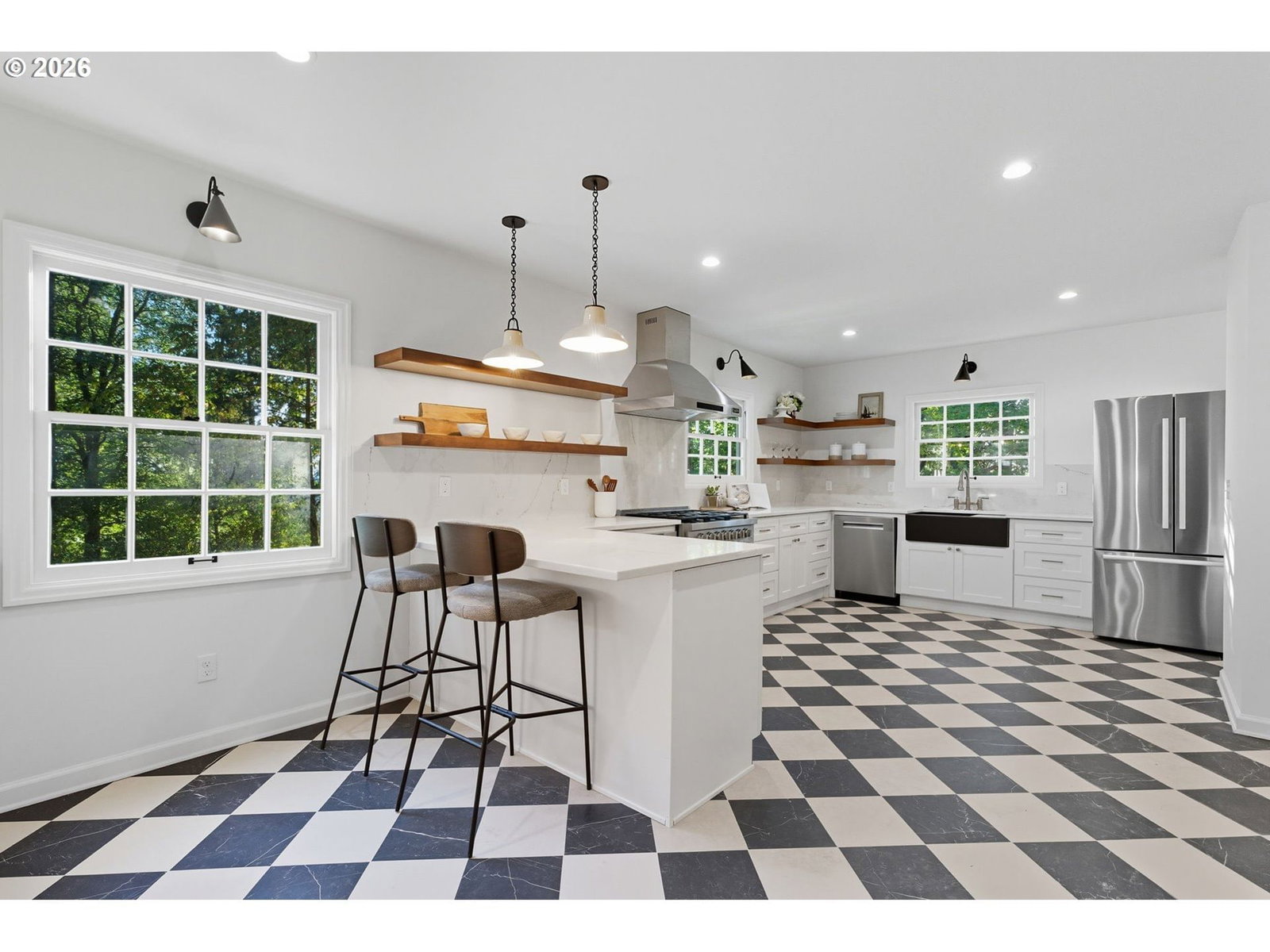 Listing photo 5 of 45, 4321 SW DOSCH RD, Portland, OR, 97239