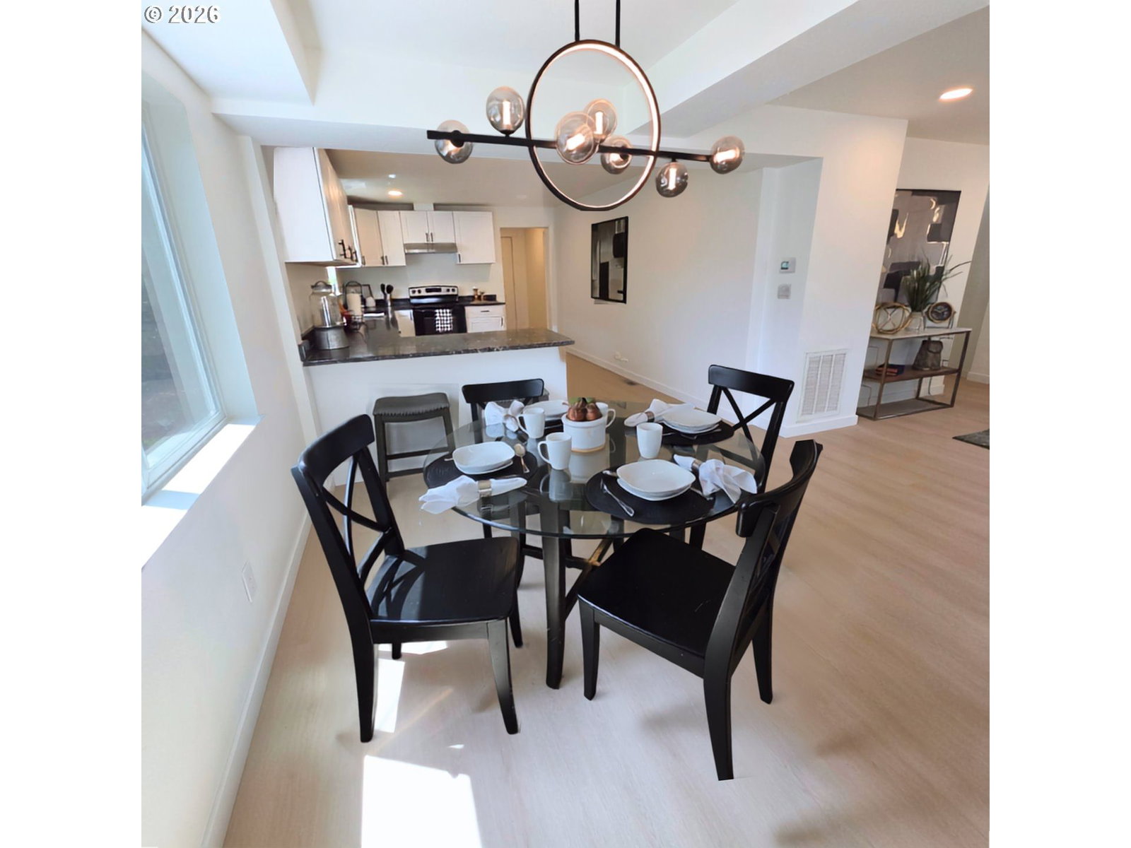Listing photo 5 of 36, 4245 SE 89TH AVE, Portland, OR, 97266