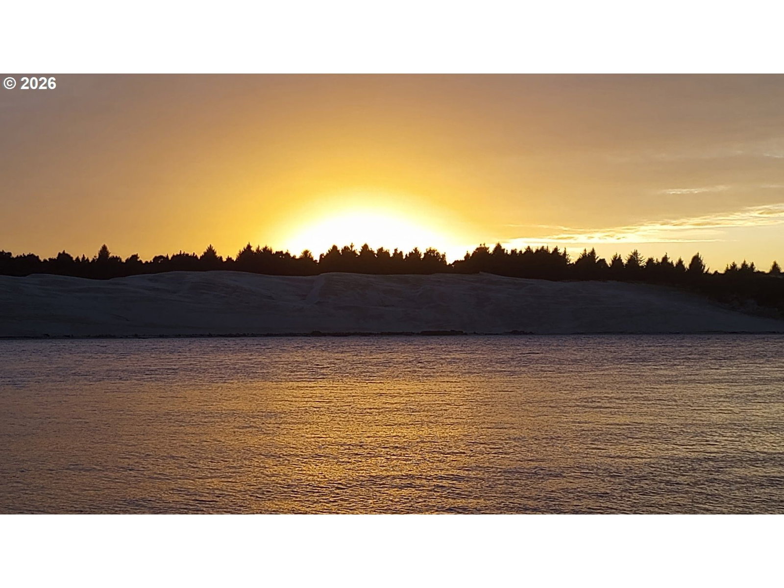 Listing photo 4 of 39, 1040 BAY ST #14, Florence, OR, 97439