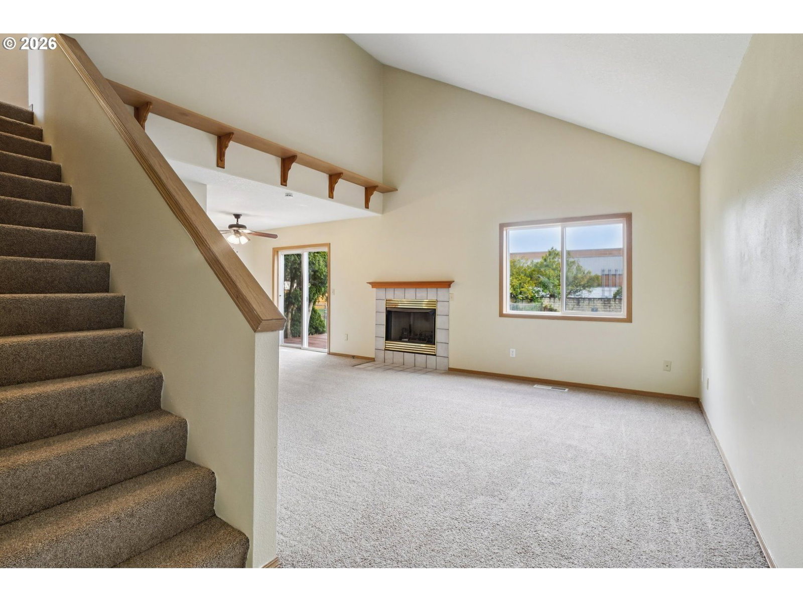 Listing photo 4 of 26, 123 SE 34TH CIR, Troutdale, OR, 97060