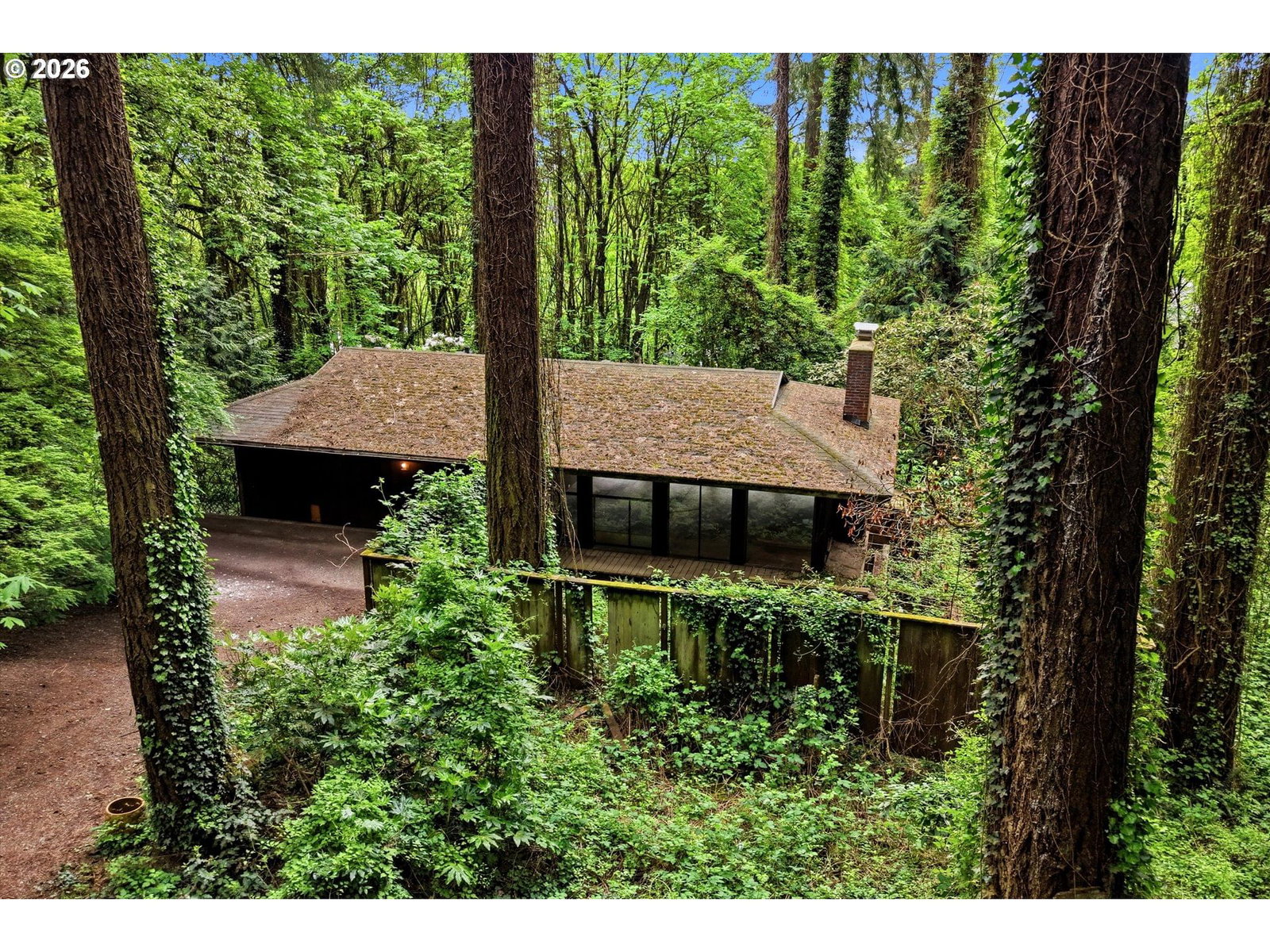 Primary listing photo, 10933 RIVERSIDE DR, Portland, OR, 97219