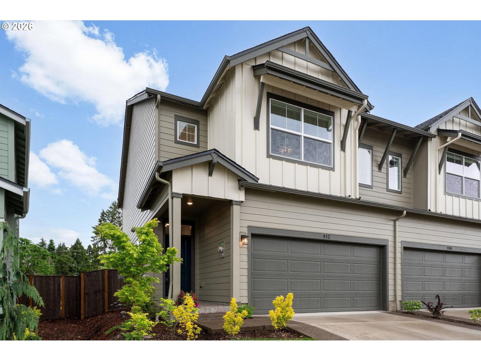 912 ROSEBUD CT