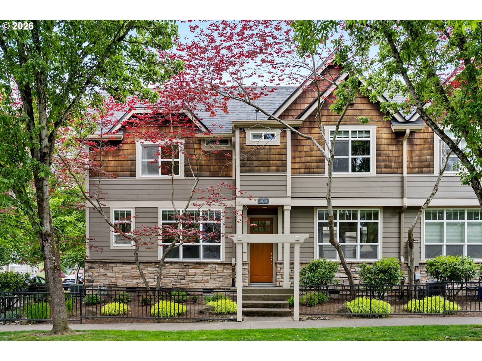 Primary listing photo, 909 SE MARION ST #10, Portland, OR, 97202