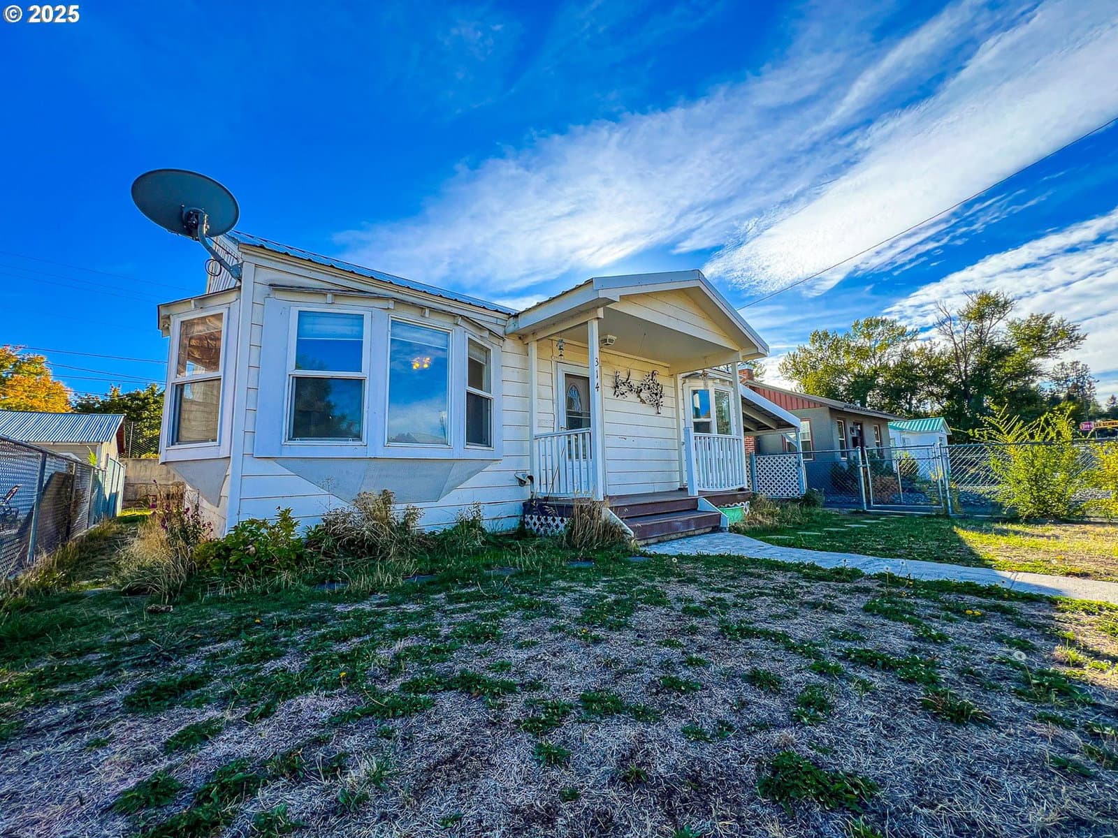 Primary listing photo, 314 NW 3RD AVE, John Day, OR, 97845