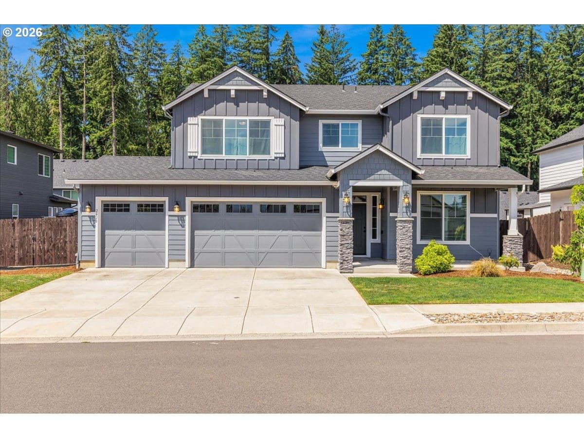 2628 SE 19TH AVE, $695,000