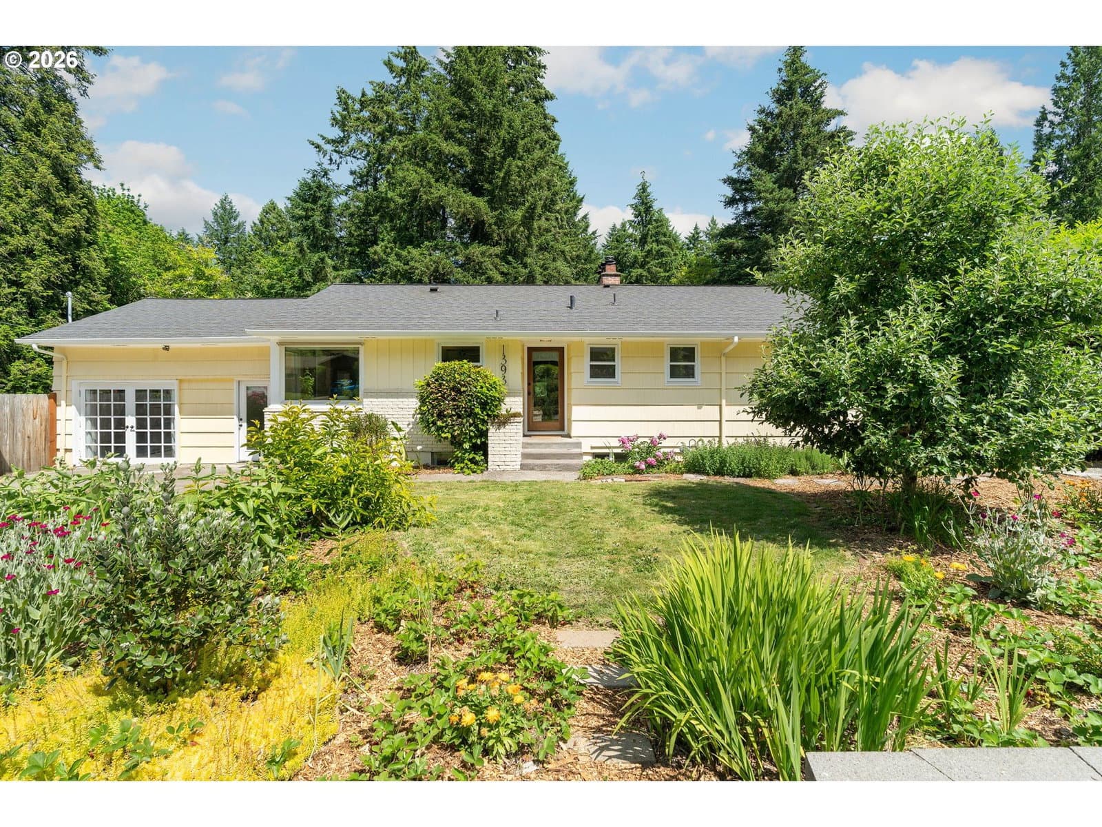Primary listing photo, 1393 SW Maplecrest DR, Portland, OR, 97219
