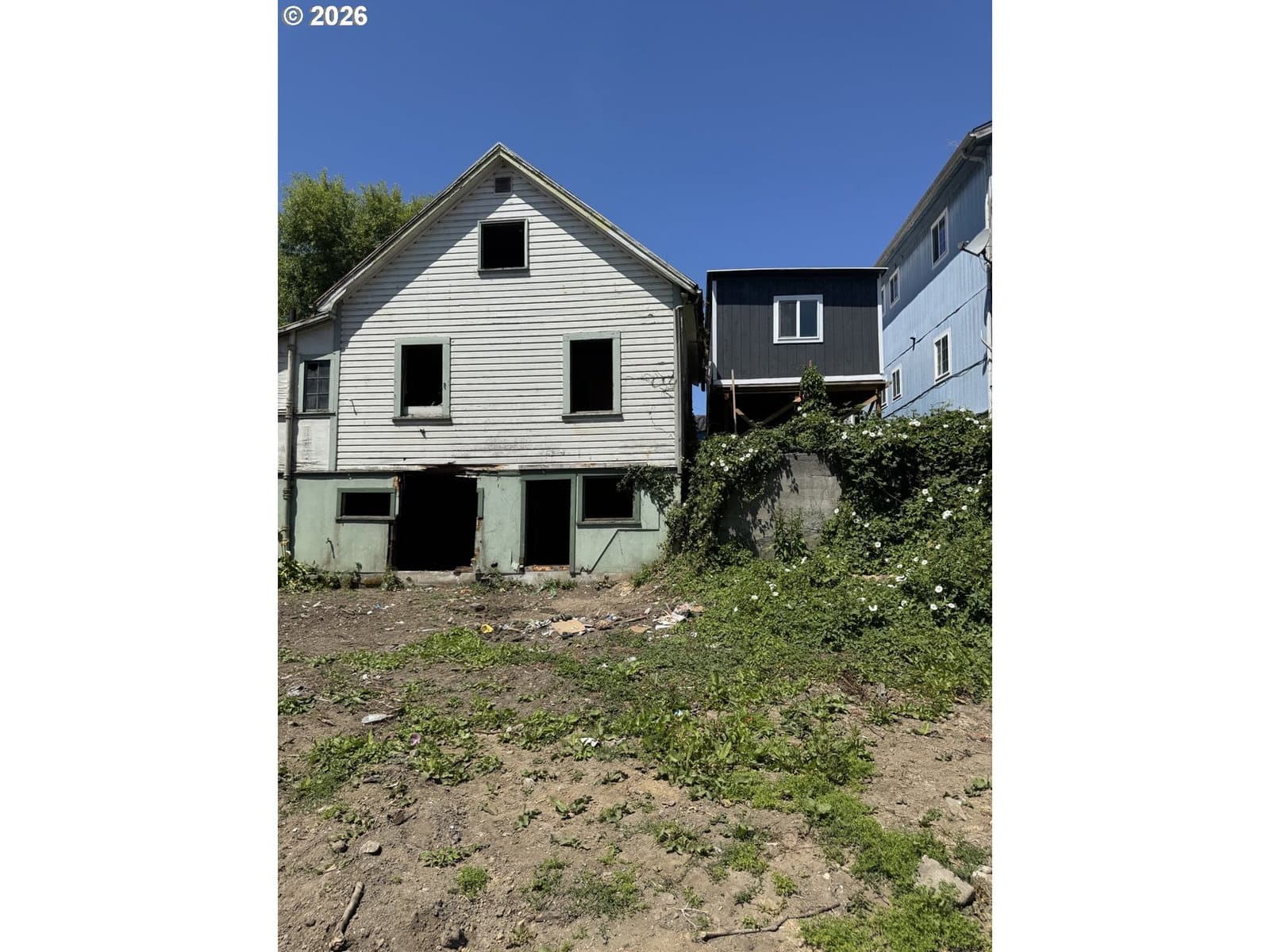 Listing photo 1 of 6