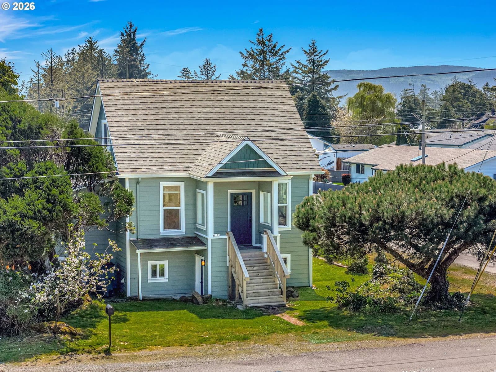 Listing photo 1 of 6