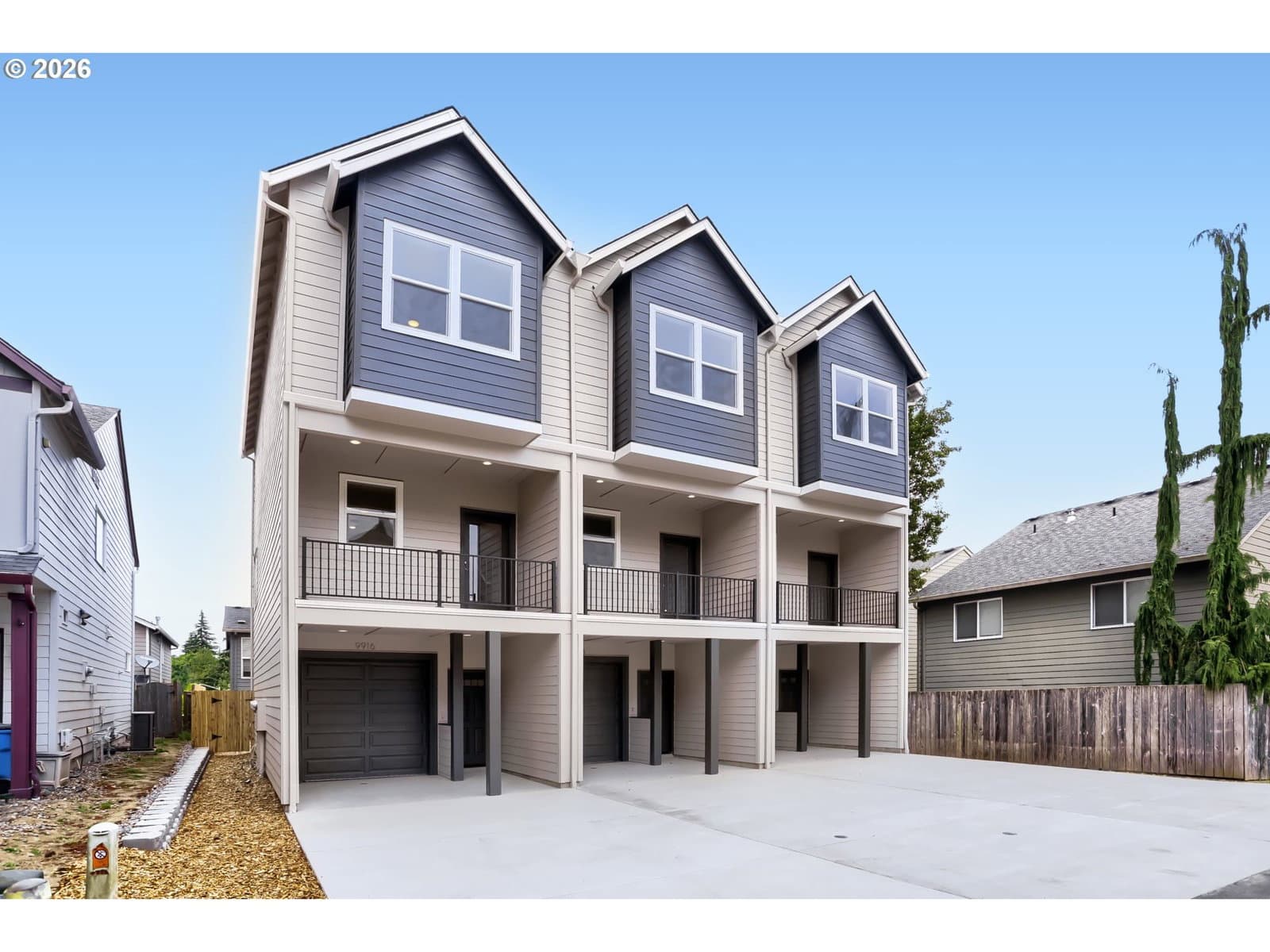 Listing photo 1 of 6