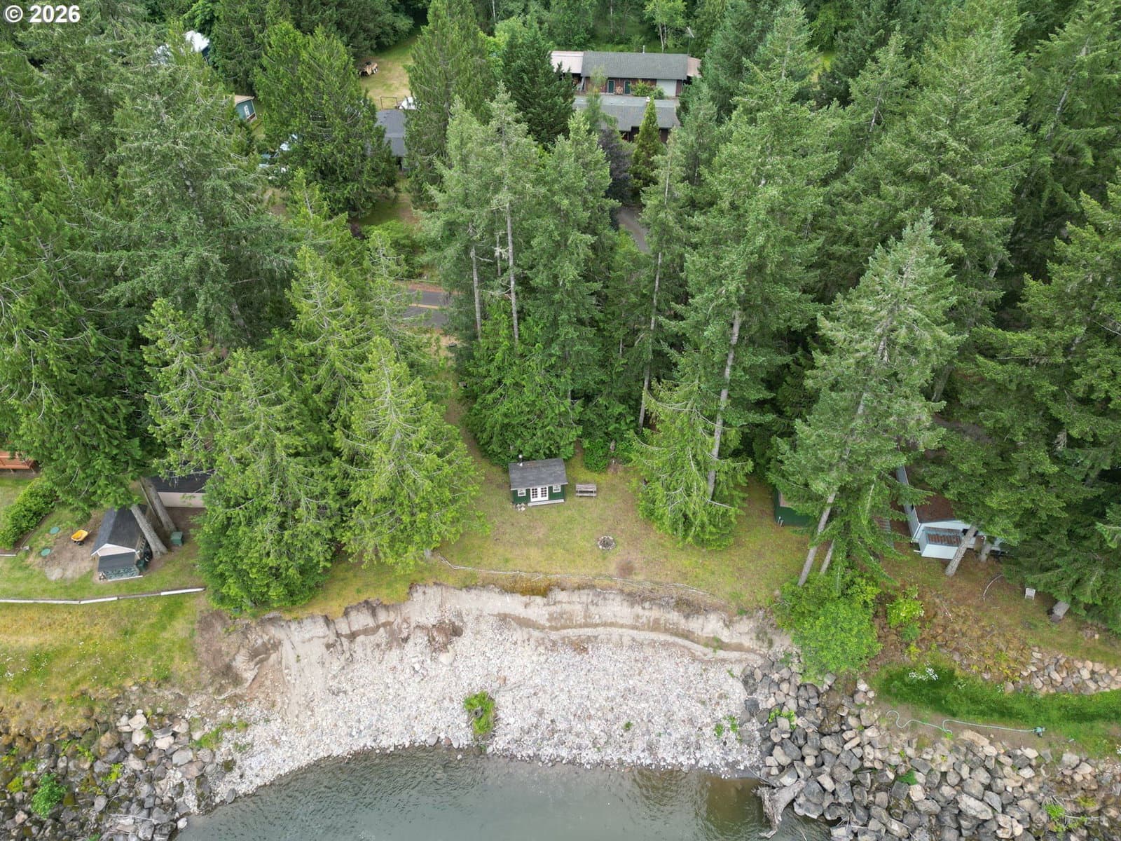 Listing photo 1 of 6