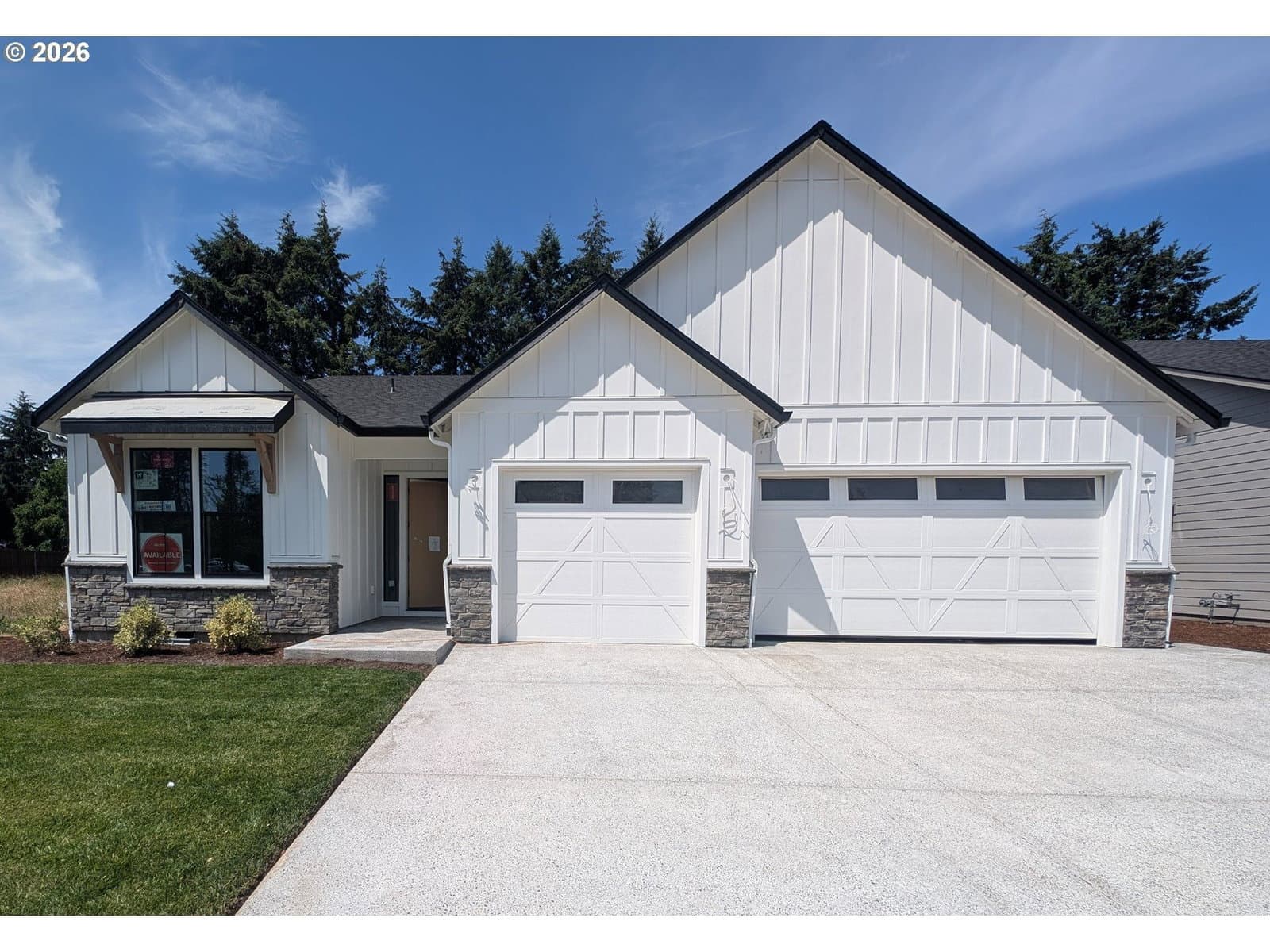 Listing photo 1 of 6