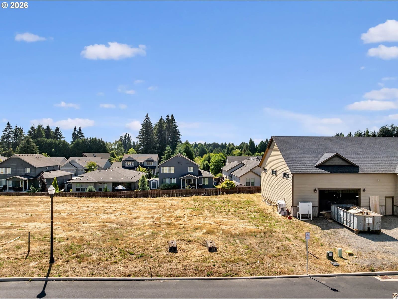 Listing photo 1 of 6