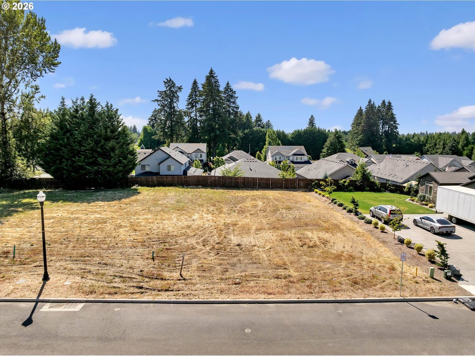 Listing photo 1 of 6